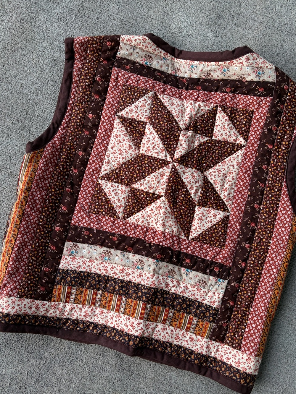 Vintage 70s handmade quilted patchwork vest star block floral rich brown boho